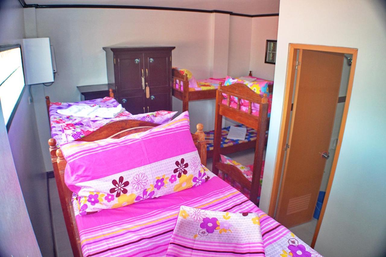 Mayon Backpackers Hostel Legazpi Exterior photo